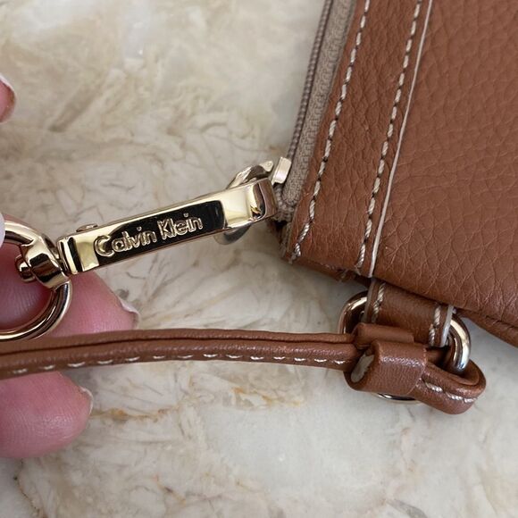 Calvin Klein Leather Wristlet Wallet - Picture 6 of 12